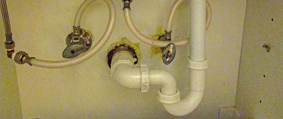 New pipes in a home in Plant City, FL after our company's repiping services.